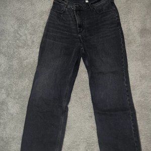 Abercrombie & Fitch Curve Love High Rise 90s Relaxed Jean Size 6/28 Short